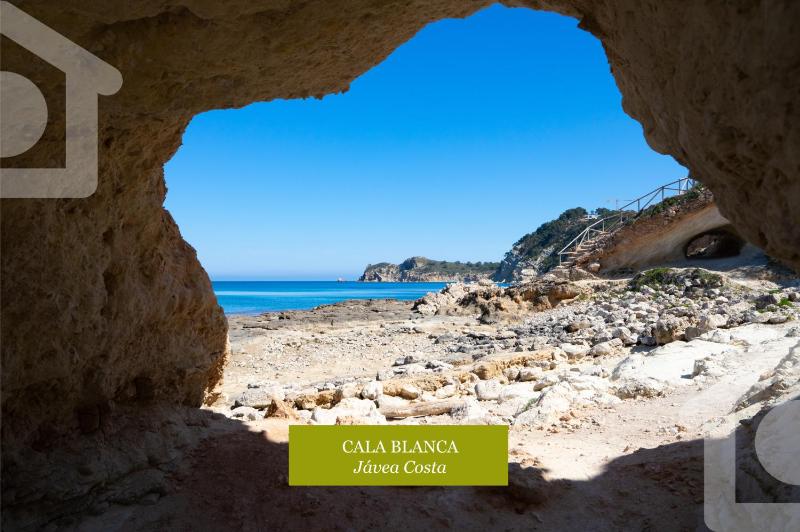 Bahia Portet II by Solhabitat rentals - image 29