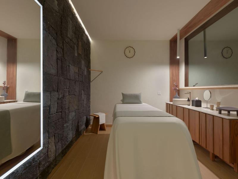 Gran Hotel Taoro - image 49