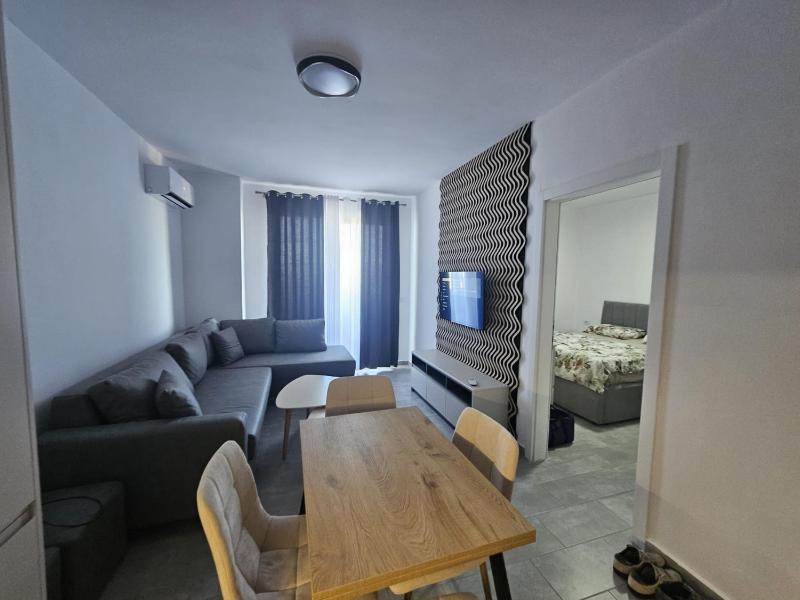 Bonita Apartment - Golem - image 4