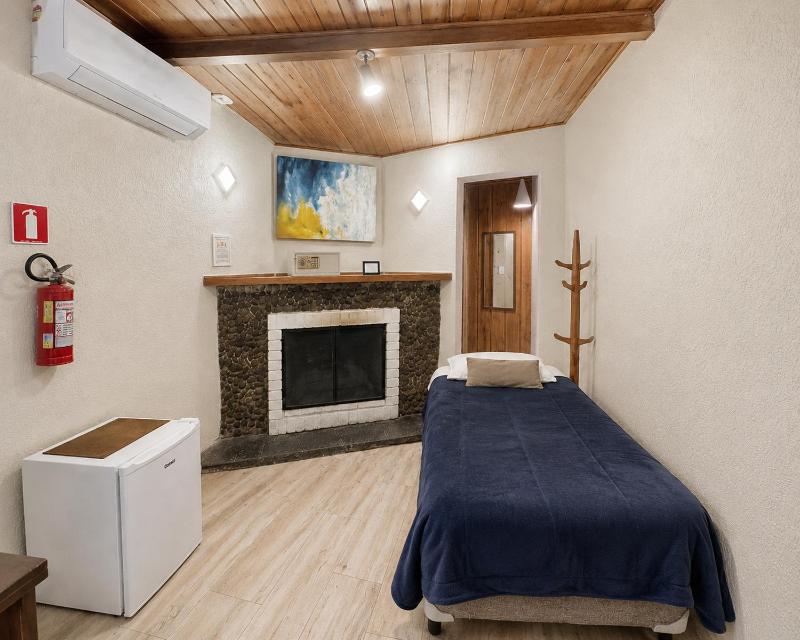Villa Vintage Campos - Piscina e opções de suites com hidromassagem - image 20