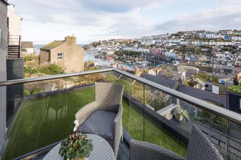 Deluxe Double Room with Balcony and Sea View image 3