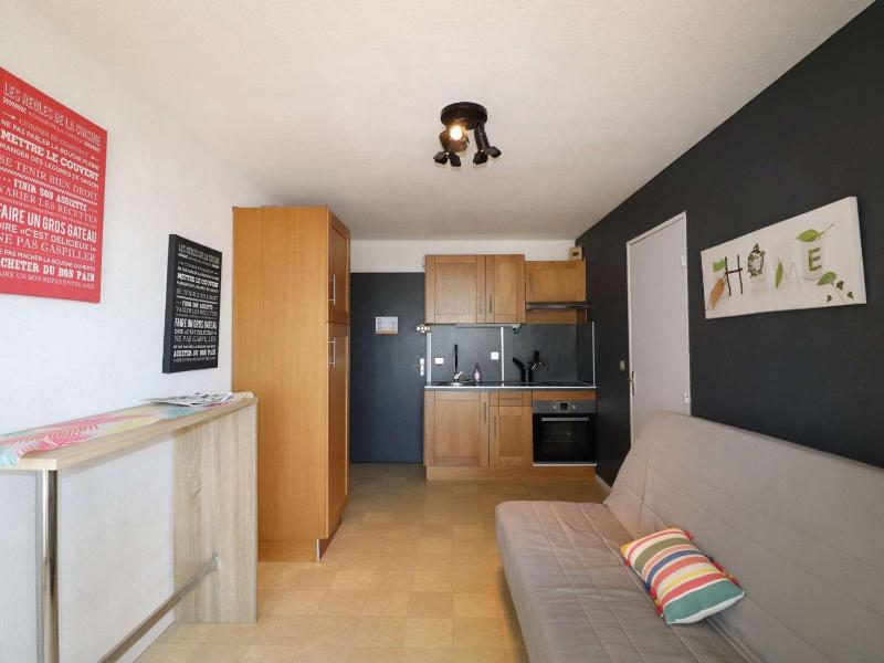 Appartement lumineux avec piscine et parking à 200m de la plage - FR-1-307-289 - image 12