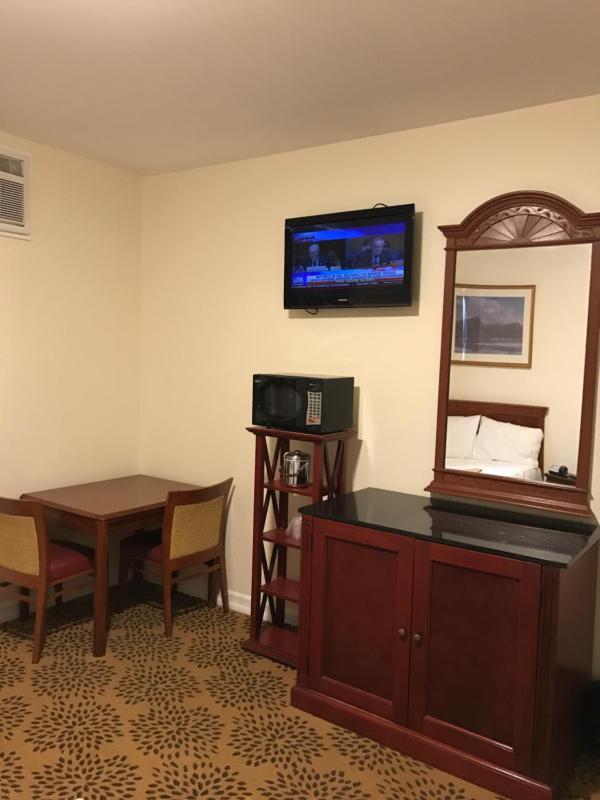 Deluxe Double Room image 1