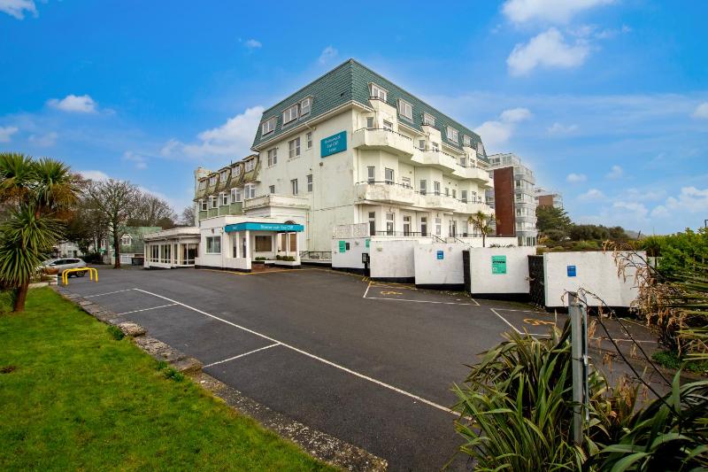 Bournemouth East Cliff by Belvilla - image 11