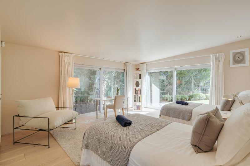 Light Villa - image 7