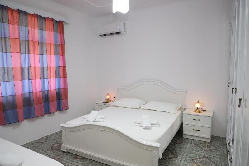 A&B Berat - image 4