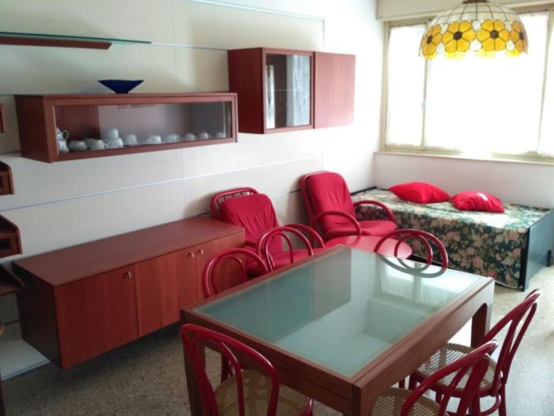 Spacious central flat perfect for groups - image 10