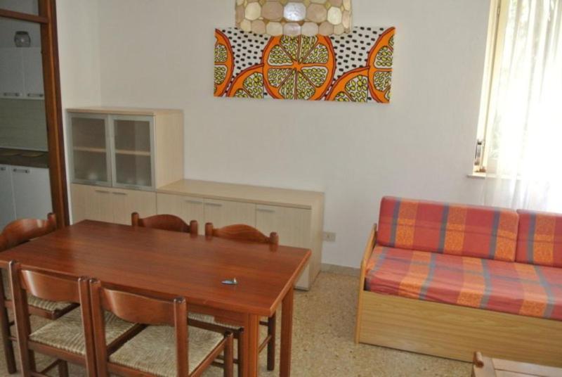 Functional flat with terrace for a relaxing stay - image 5