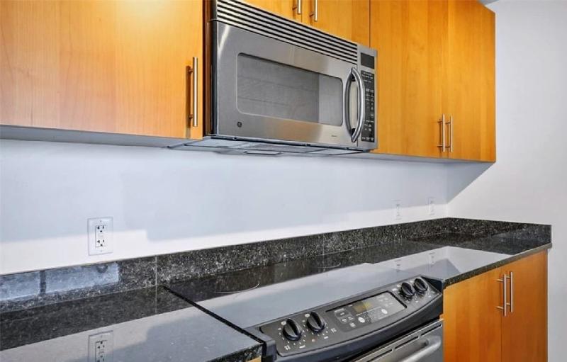 One Bedroom High Rise Residence with City Views - image 2