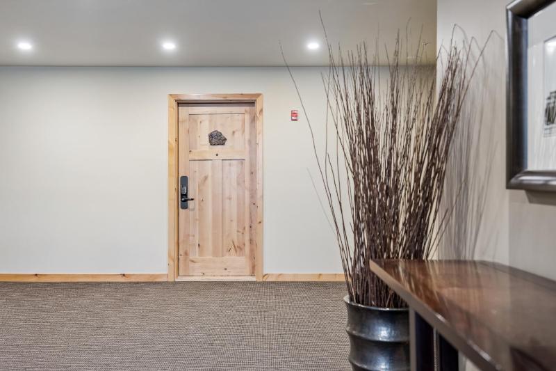 Rundle Cliffs Lodge by Canmore Premier - image 33
