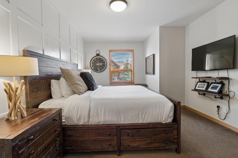 Rundle Cliffs Lodge by Canmore Premier - image 20