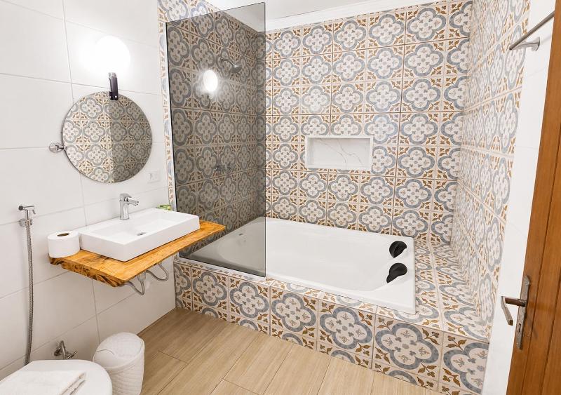 Villa Vintage Campos - Piscina e opções de suites com hidromassagem - image 26