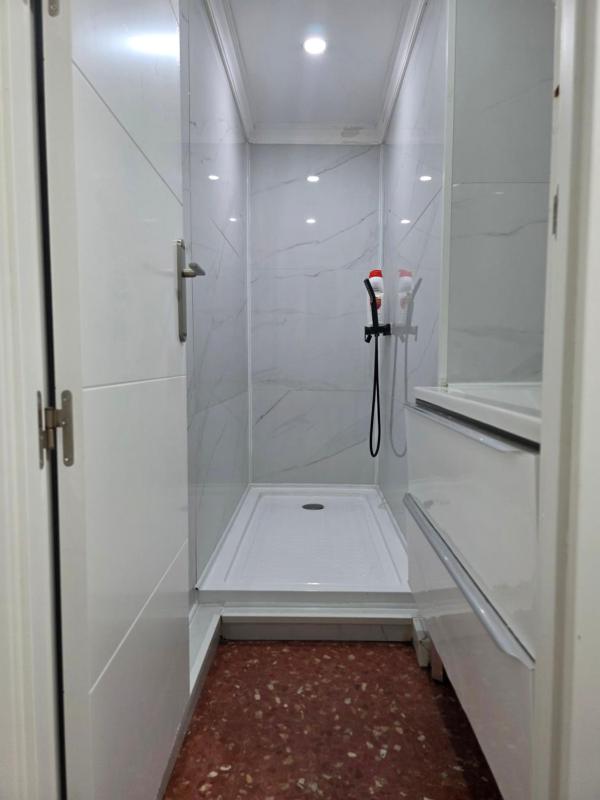 Just Hostel Capsules Alicante - FREE Towels & Luggage Storage - Near Railway - image 22