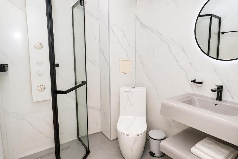 Hotel Central - image 15