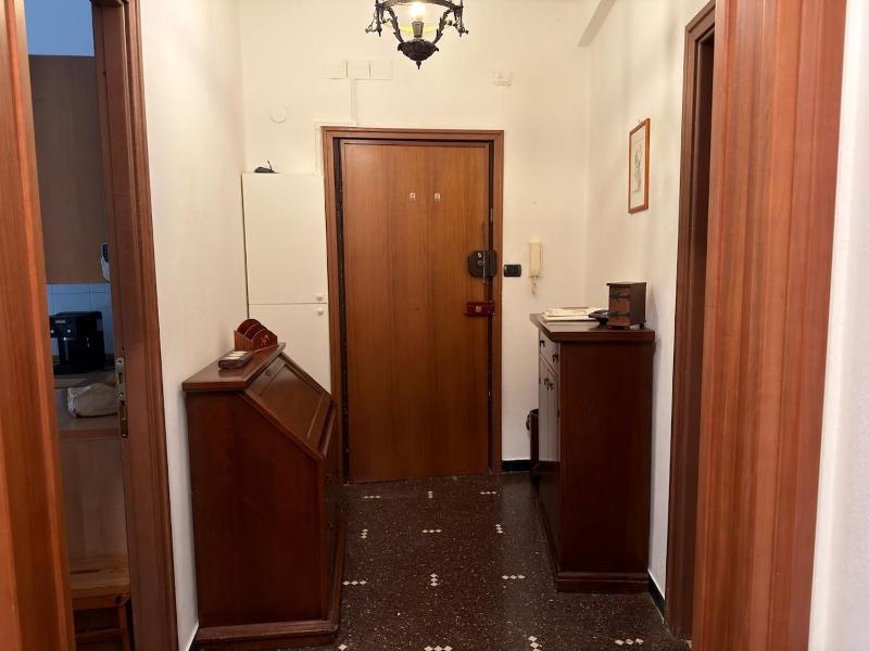 Gaslini Host Apartment with garden - image 4