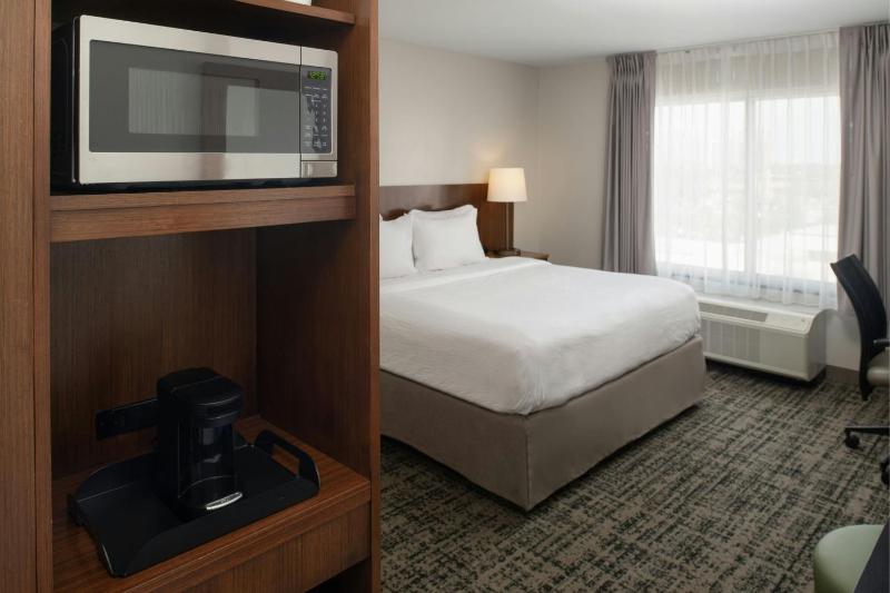 Fairfield Inn & Suites by Marriott Tampa Westshore/Airport - image 49