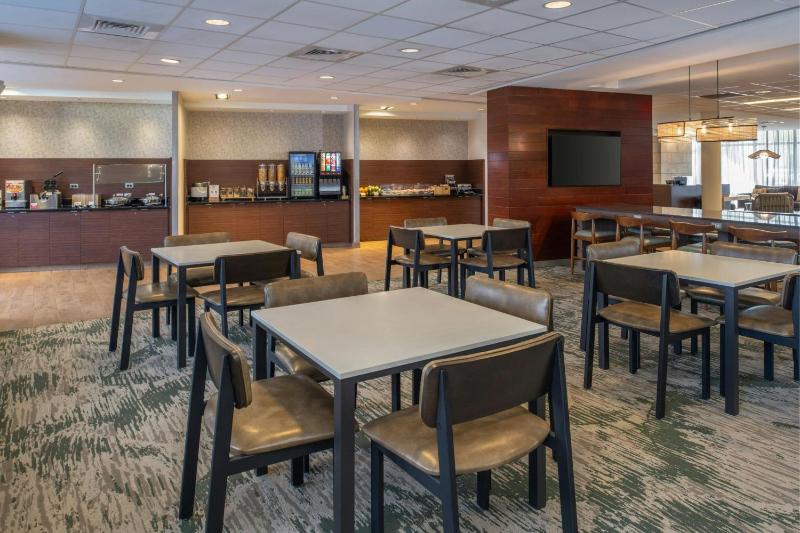 Fairfield Inn & Suites by Marriott Tampa Westshore/Airport - image 45