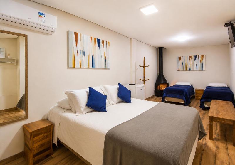 Villa Vintage Campos - Piscina e opções de suites com hidromassagem - image 48