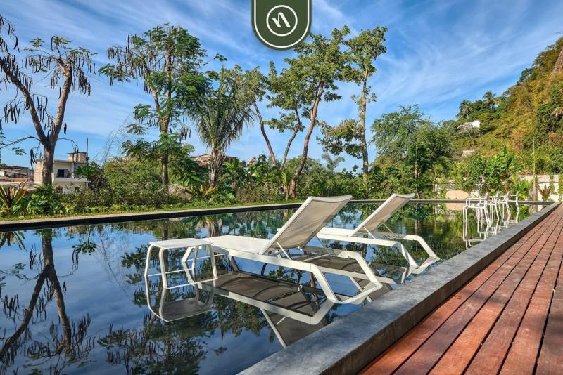 New Studio - King Bed - Pool - Jacuzzi - Gym - image 8