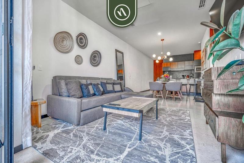 New 2BR Condo in Zona Romantica - Rooftop Pool - image 15