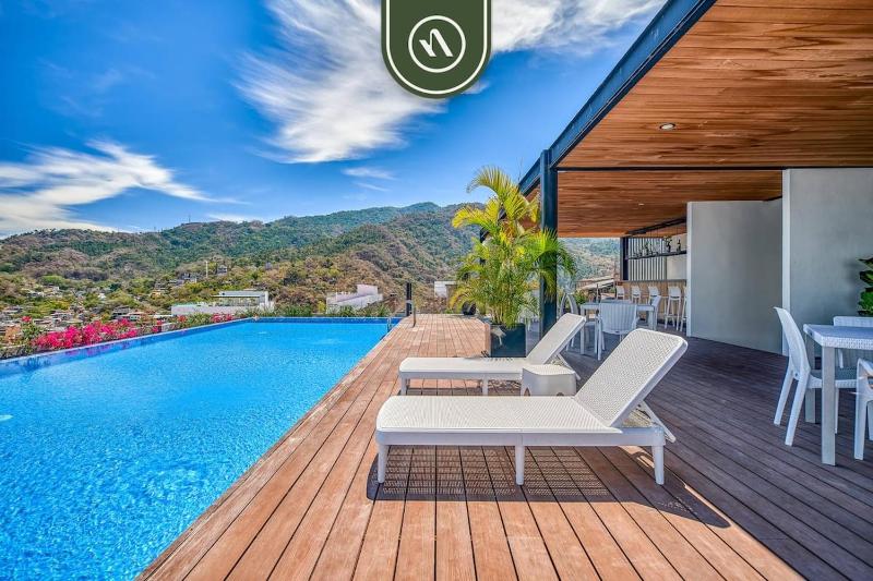 New 2BR Condo in Zona Romantica - Rooftop Pool - image 9