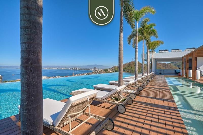 Luxury 1BR Condo - Rooftop Pool - Bay View - image 8