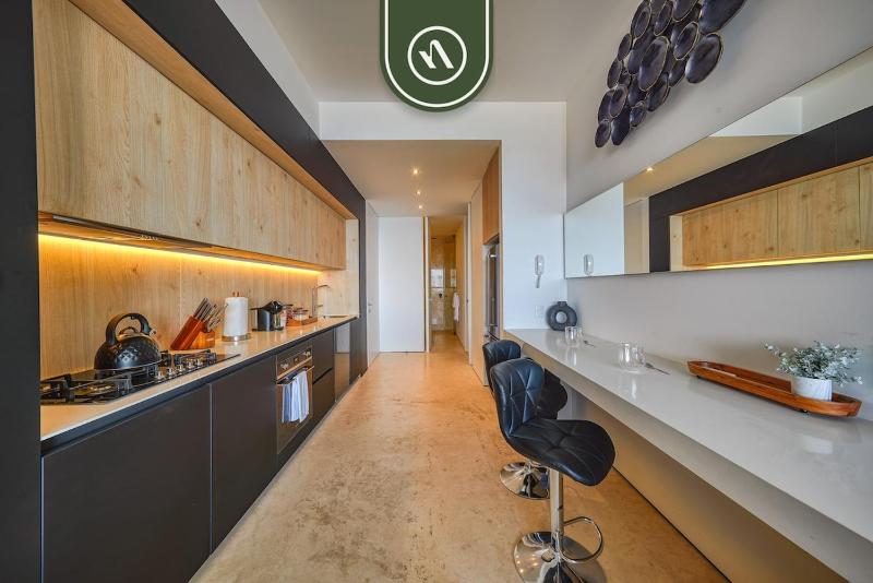 Luxury 1BR Condo - Rooftop Pool - Bay View - image 11