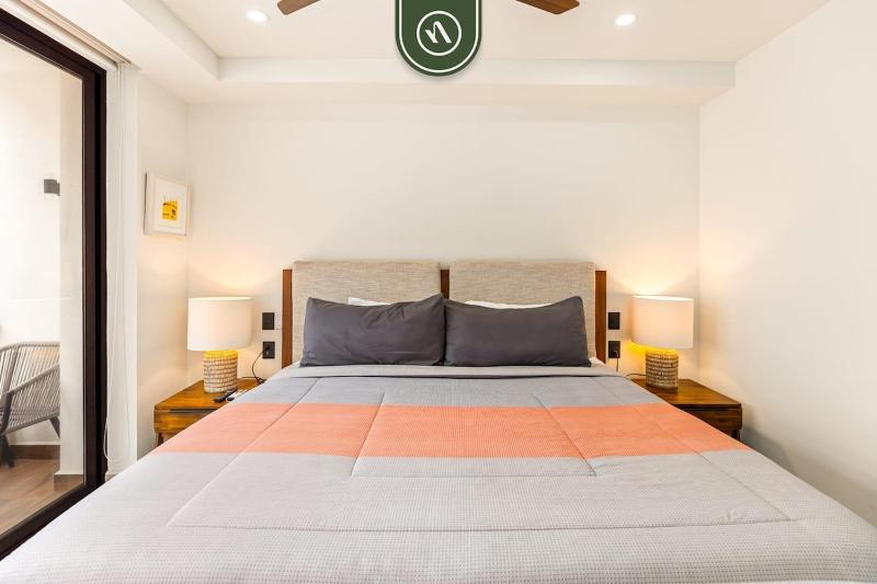 Amazing 2BR Condo in Romantic Zone - Rooftop Pool - image 15