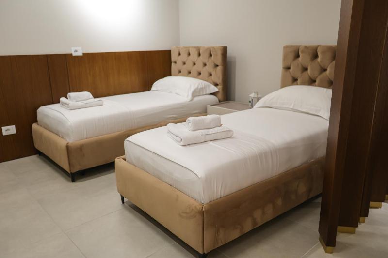 Anchor Luxury Rooms - image 6