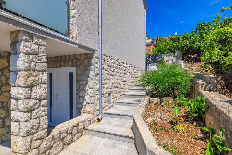 Apartments Maja - image 36