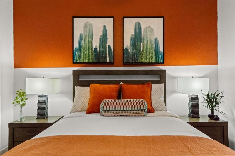 Quiet Executive Oasis Across TPC Fast Wi-Fi - image 48