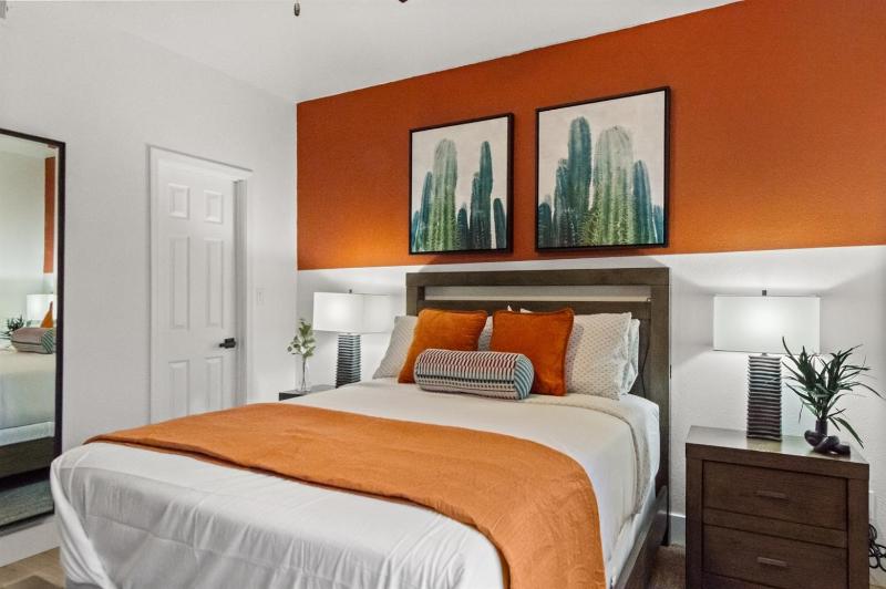 Quiet Executive Oasis Across TPC Fast Wi-Fi - image 15