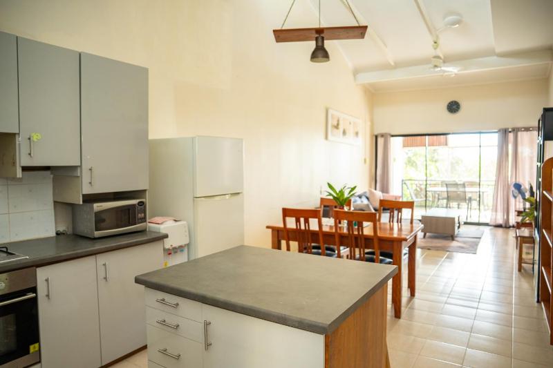 seaview apartment - image 6