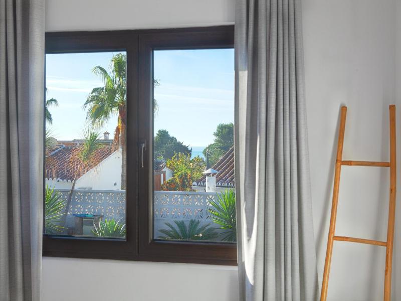 Villa in Spain near Beach & Private Pool - image 3