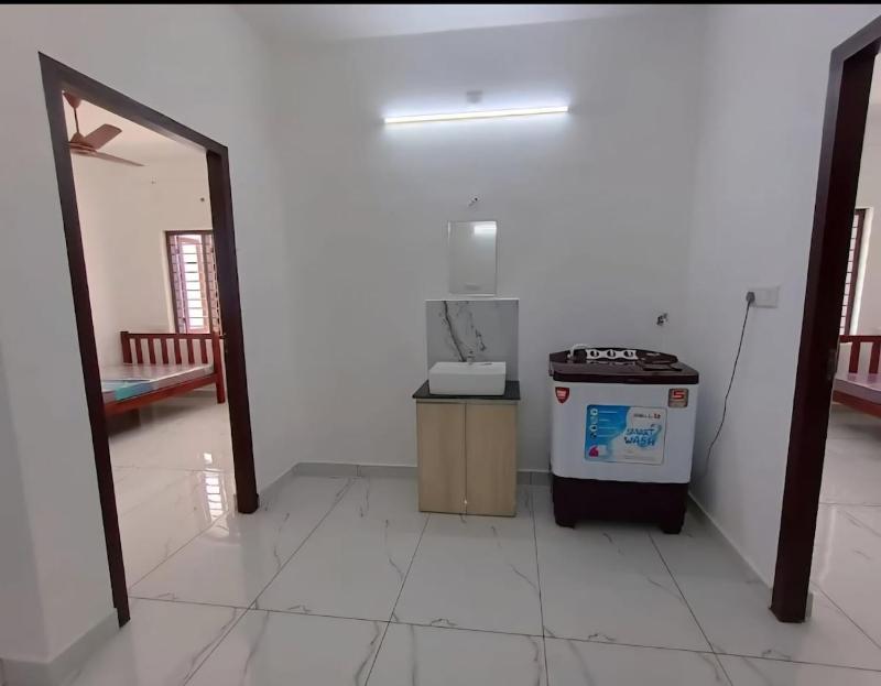 Fully Furnished 2BHK Apartment for Rent kakkanad - image 10
