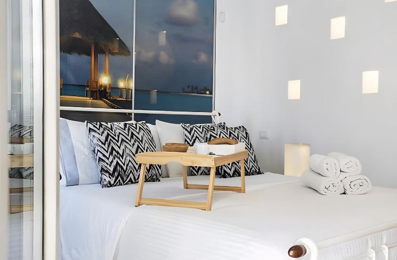 Christy's Three Level Luxury Villa - image 10