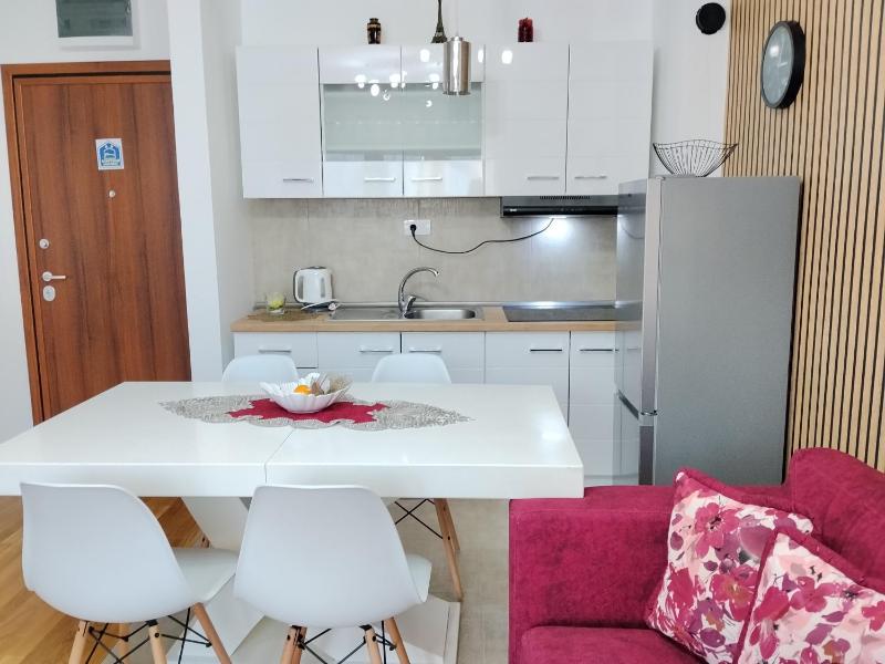 Green Hill Lux Apartments - kod Akva Parka - image 12