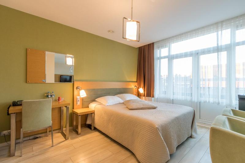 Deluxe Double Room with Spa Bath  image 3