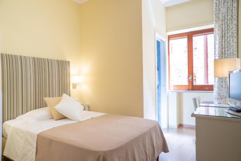 Boutique Hotel Regina - image 3