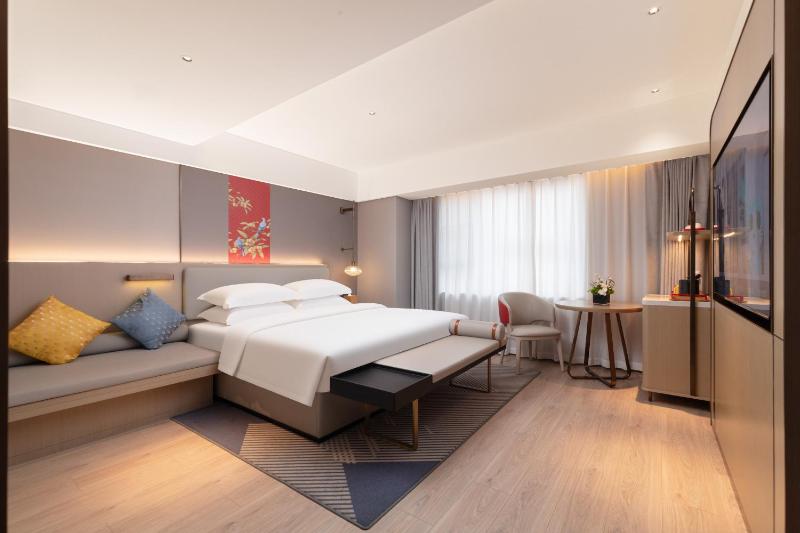 ECHENG Hotel Jianghan Road Pedestrian Street Wuhan River Beach - image 4