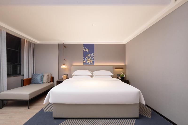 ECHENG Hotel Jianghan Road Pedestrian Street Wuhan River Beach - image 10