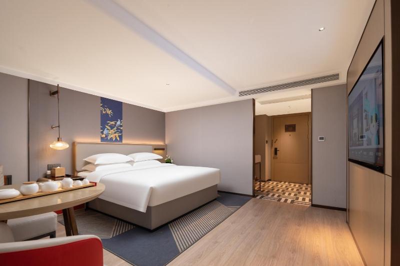 ECHENG Hotel Jianghan Road Pedestrian Street Wuhan River Beach - image 7