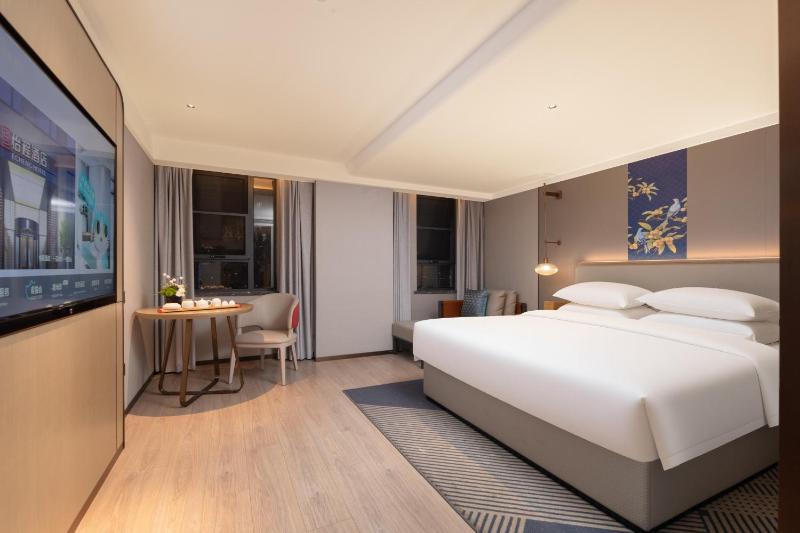 ECHENG Hotel Jianghan Road Pedestrian Street Wuhan River Beach - image 3