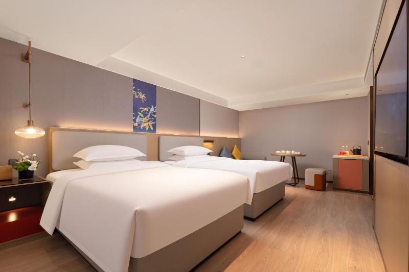 ECHENG Hotel Jianghan Road Pedestrian Street Wuhan River Beach - image 14