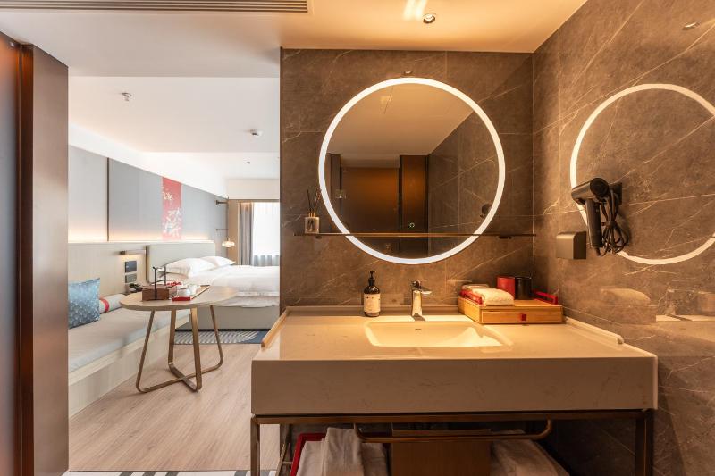 ECHENG Hotel Jianghan Road Pedestrian Street Wuhan River Beach - image 20