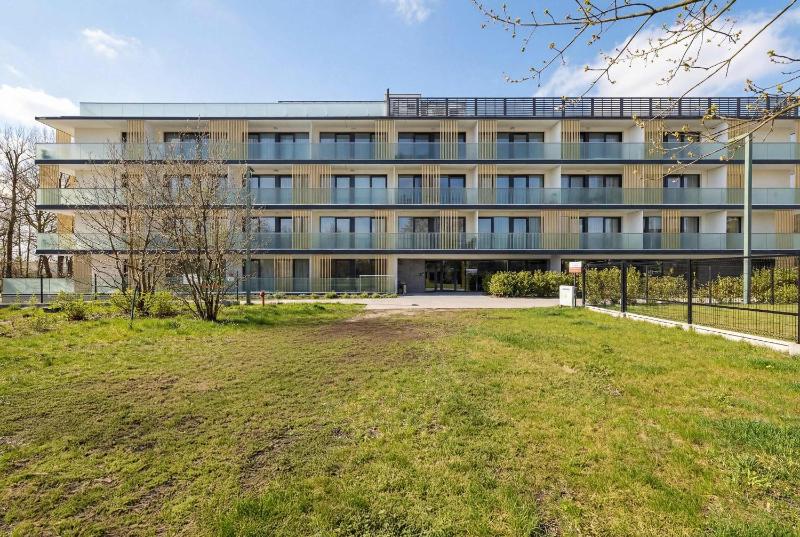 Art Lake - Elegant Apartments in Mielno with Rooftop Seasonal Pool by Noclegi Renters - image 13