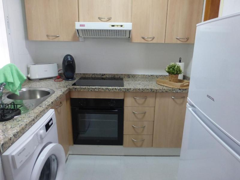 Lovely 1-Bedroom Apartment in Roquetas de Mar Spain - image 6