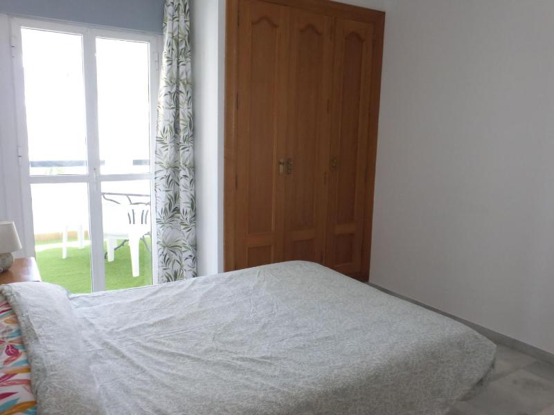 Lovely 1-Bedroom Apartment in Roquetas de Mar Spain - image 3