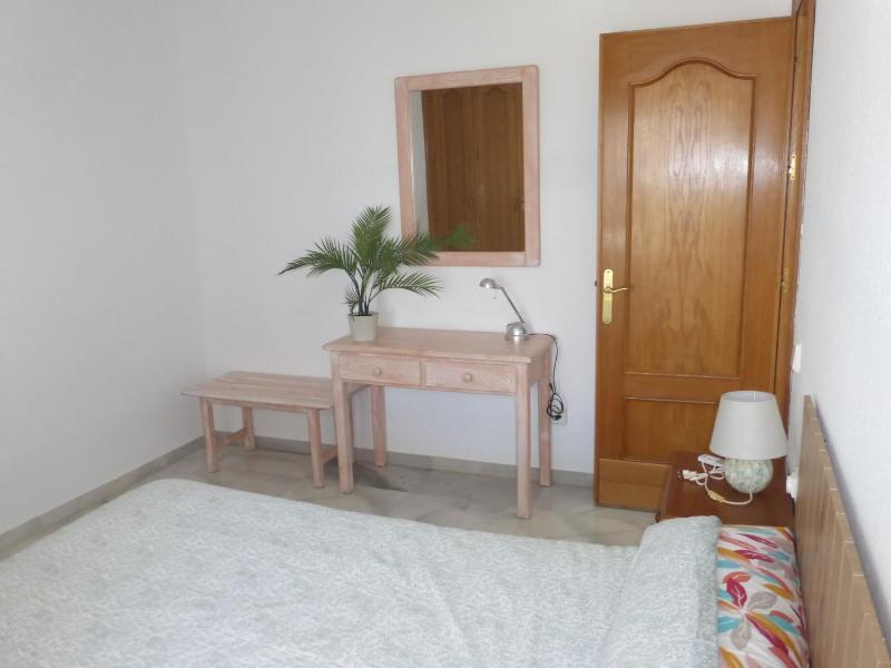 Lovely 1-Bedroom Apartment in Roquetas de Mar Spain - image 5
