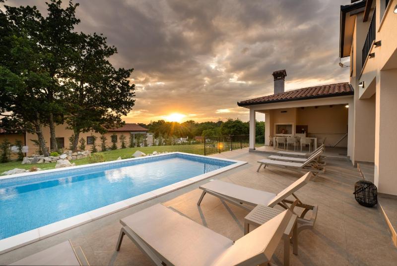 Casa Olé - City Villa Labin - image 2